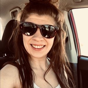 Meet your Posher, Jade